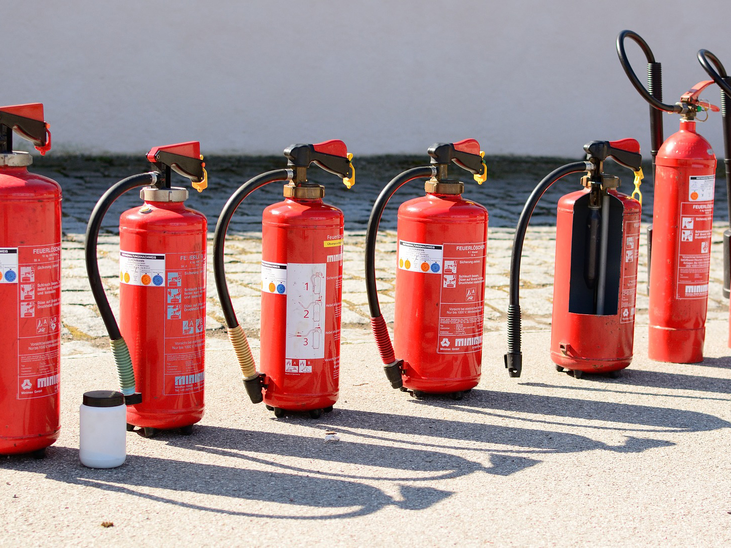 fire-extinguisher-712975_192011
